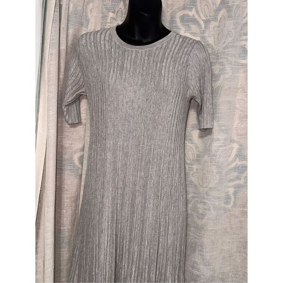 Nice Cooperative Dress Size small Gray Stretchy Short Sleeves Rayon Blend Textur - Picture 3 of 6